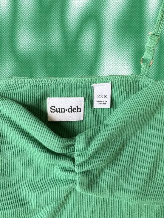 Green Ribbed Cami Crop Top Ruched Front Y2K Basic - Picture 3 of 3